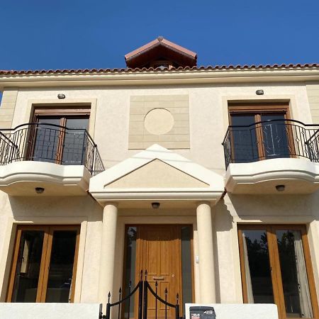 Episkopi Villa, Luxury 4 Bedroom With Pool - Limassol Zewnętrze zdjęcie